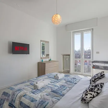 Garda View Apartment Desenzano del Garda